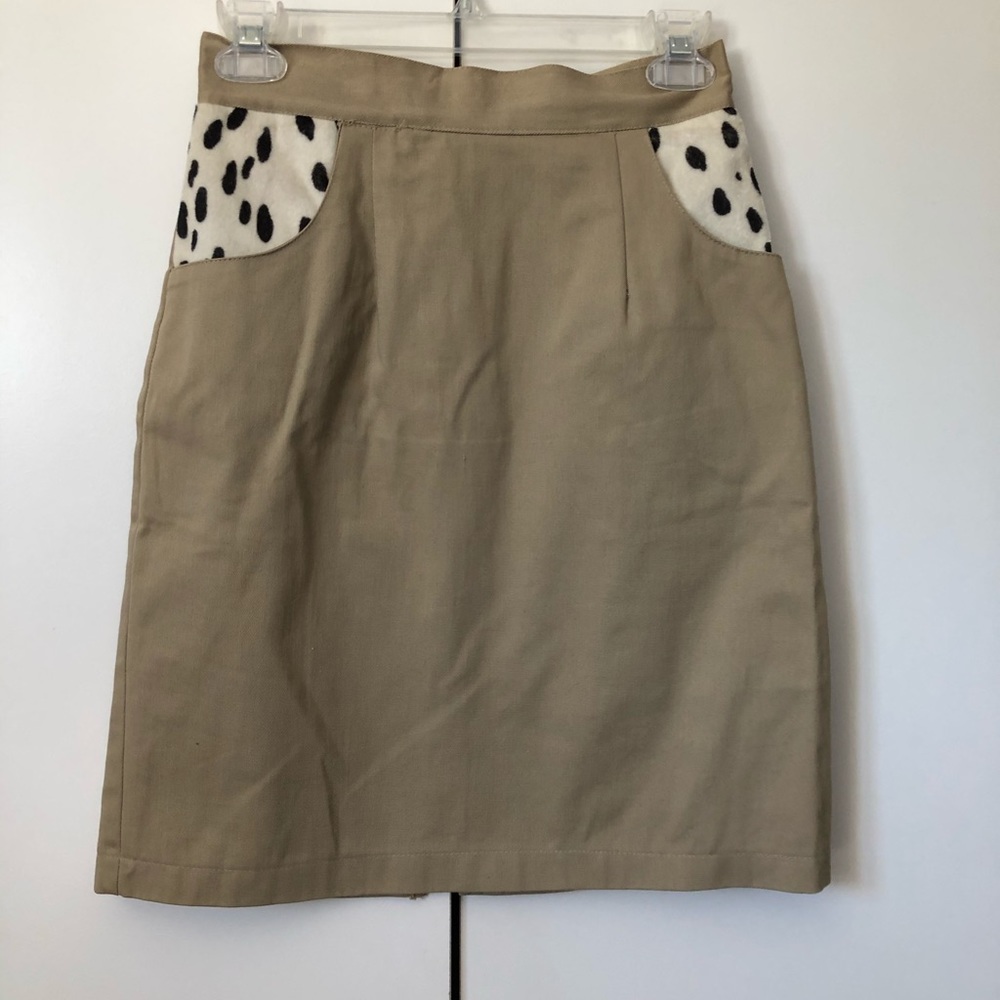 🔥Tan and Dalmatian pencil skirt